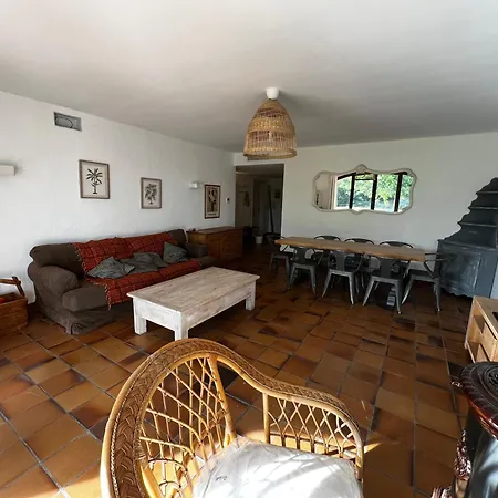 Calme Holiday home *