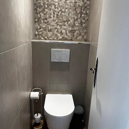 Calme Semesterbostad Antibes