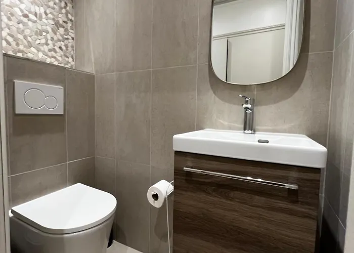 Calme Дом отдыха Антиб